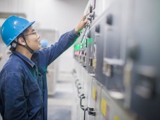 尚業地產蘇州歐蓓莎廣場10KV變電所工程調試
